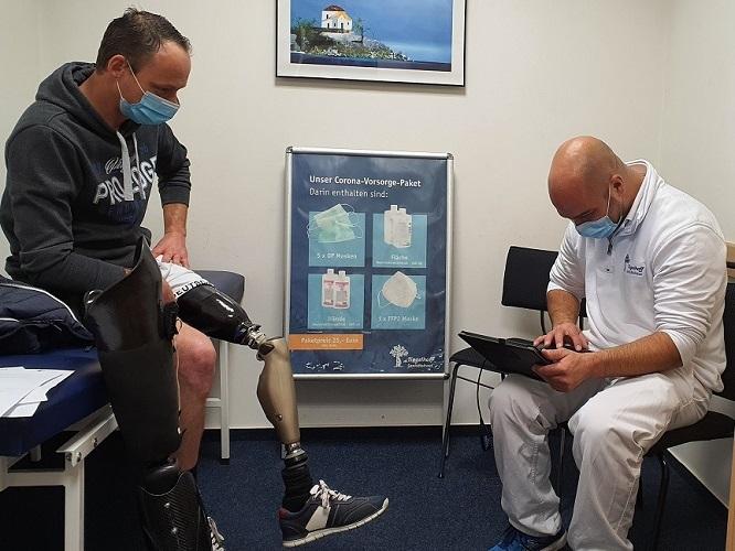 Oberschenkelprothese 2